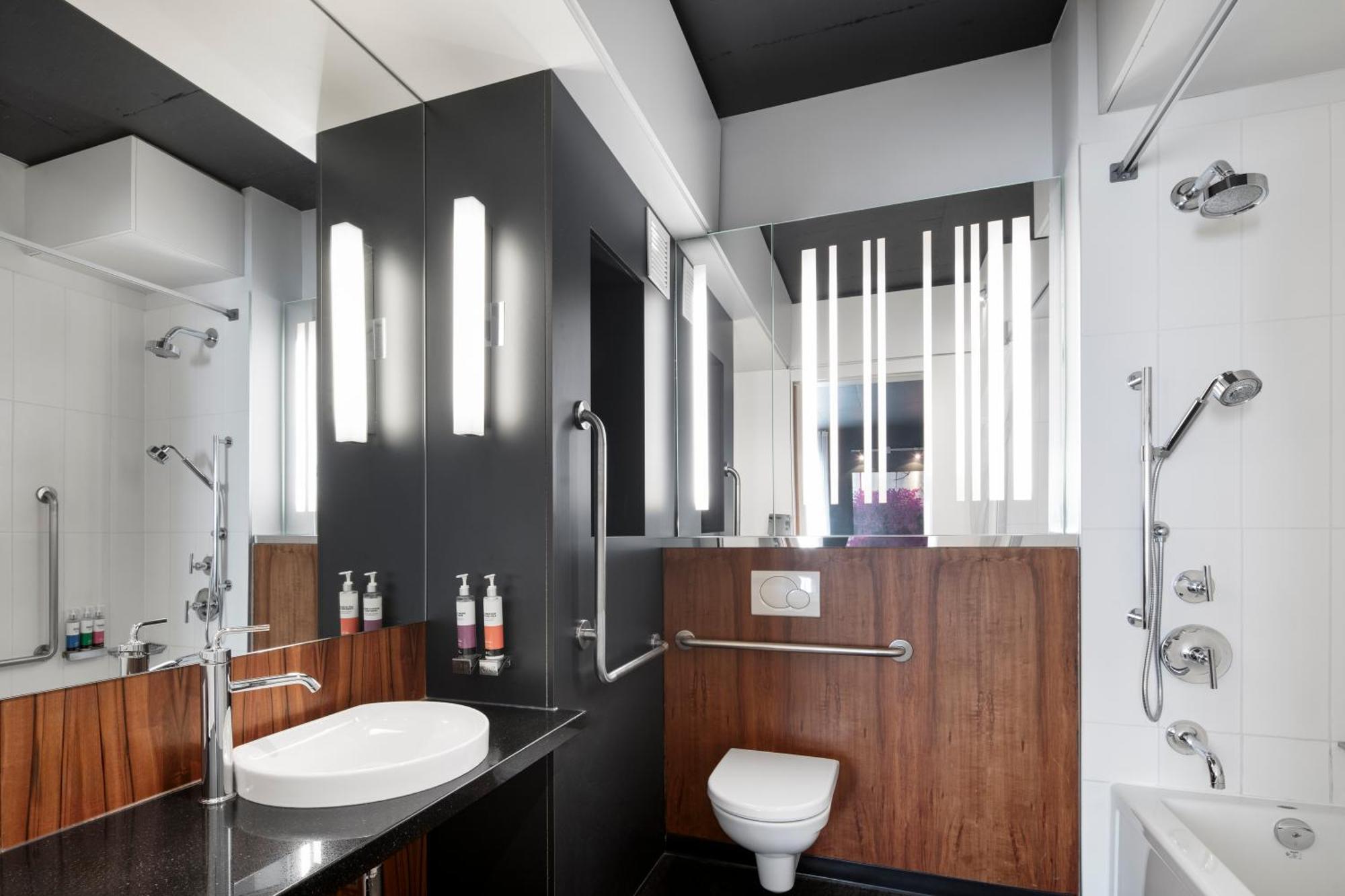 Alt Hotel Toronto Airport Mississauga Ngoại thất bức ảnh